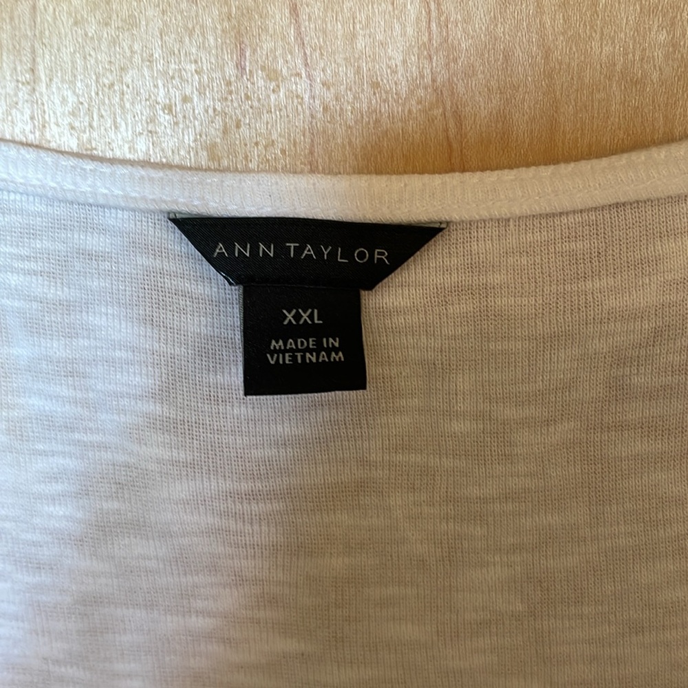 Ann Taylor Cowl Neck Sleeveless Top - Picture 3 of 4